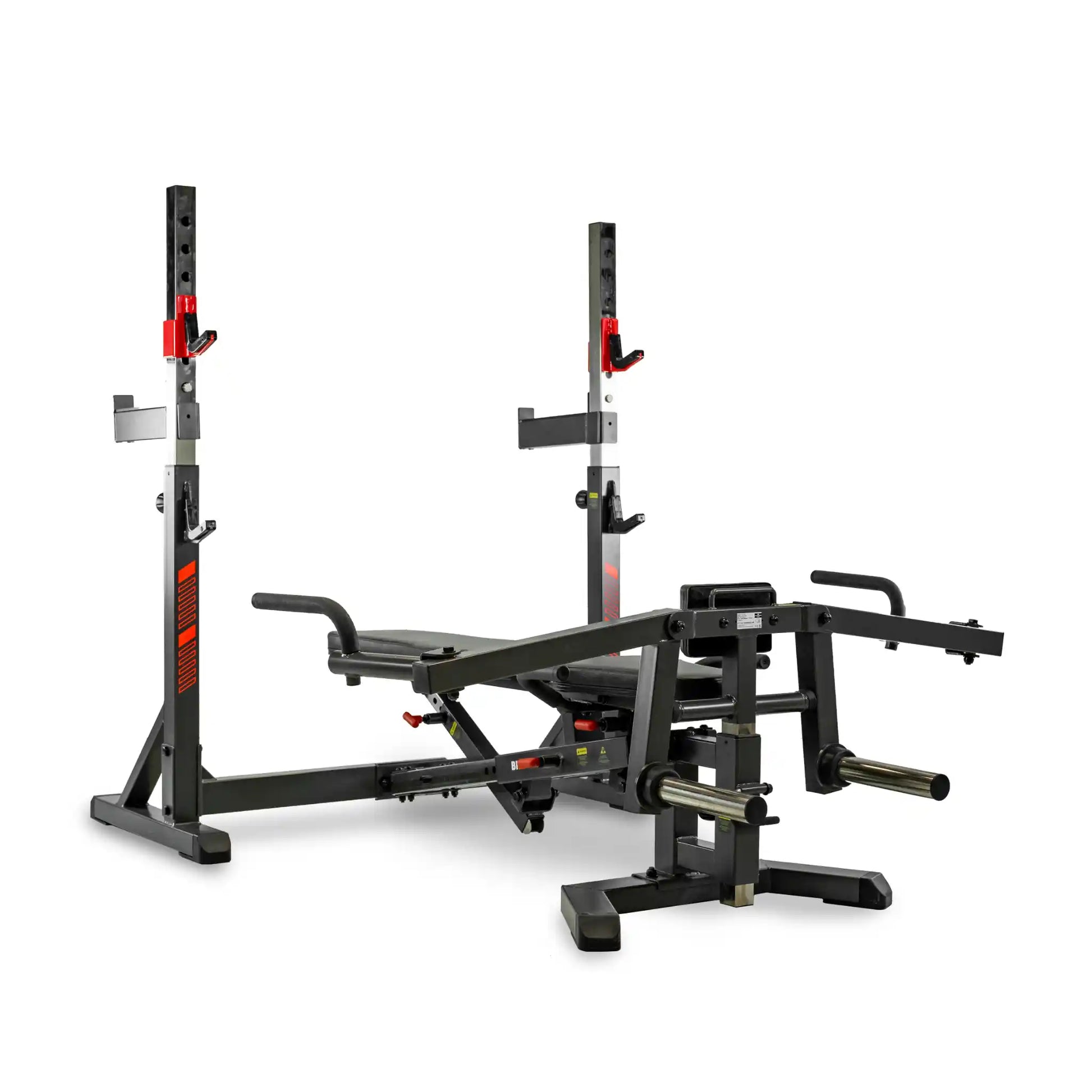 Butterfly attachment on weight bench