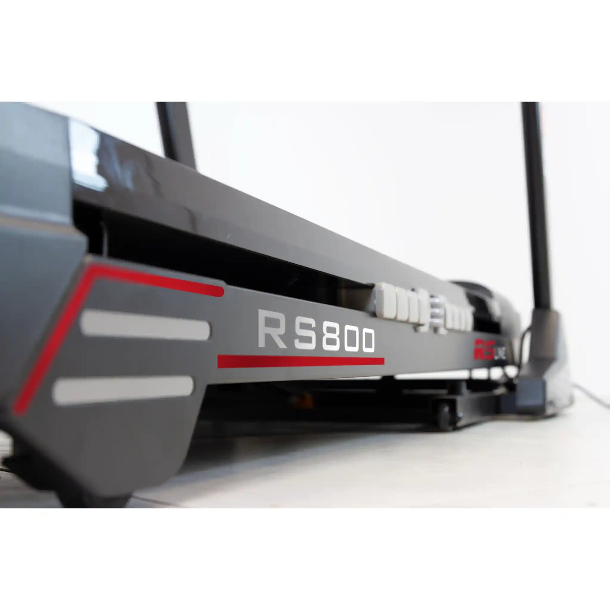 Treadmill deck with 'RS800' branding on a white background